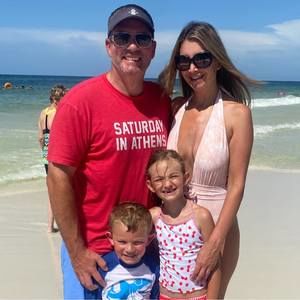 Meet your Posher, Casey